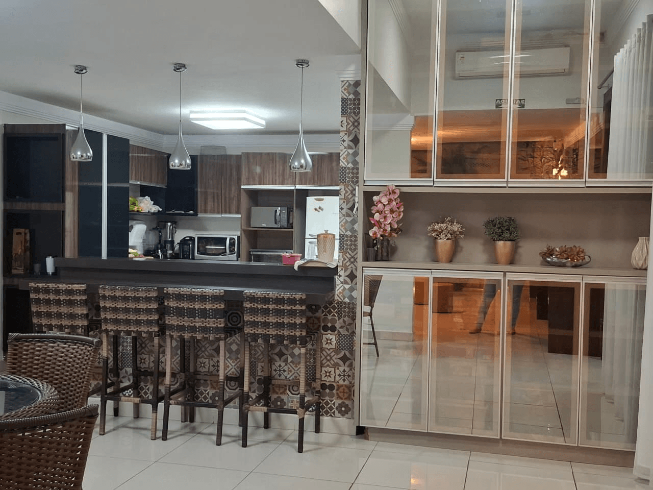 Cozinha e ambiente de refeições do Residencial Bem Estar